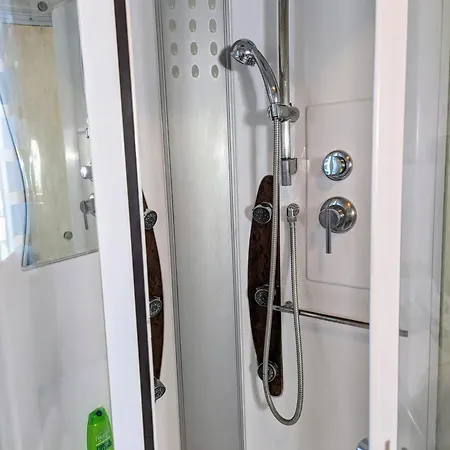 Fauvettes Dans La Maison De Proche Poitiers Ubytování v soukromí Buxerolles
